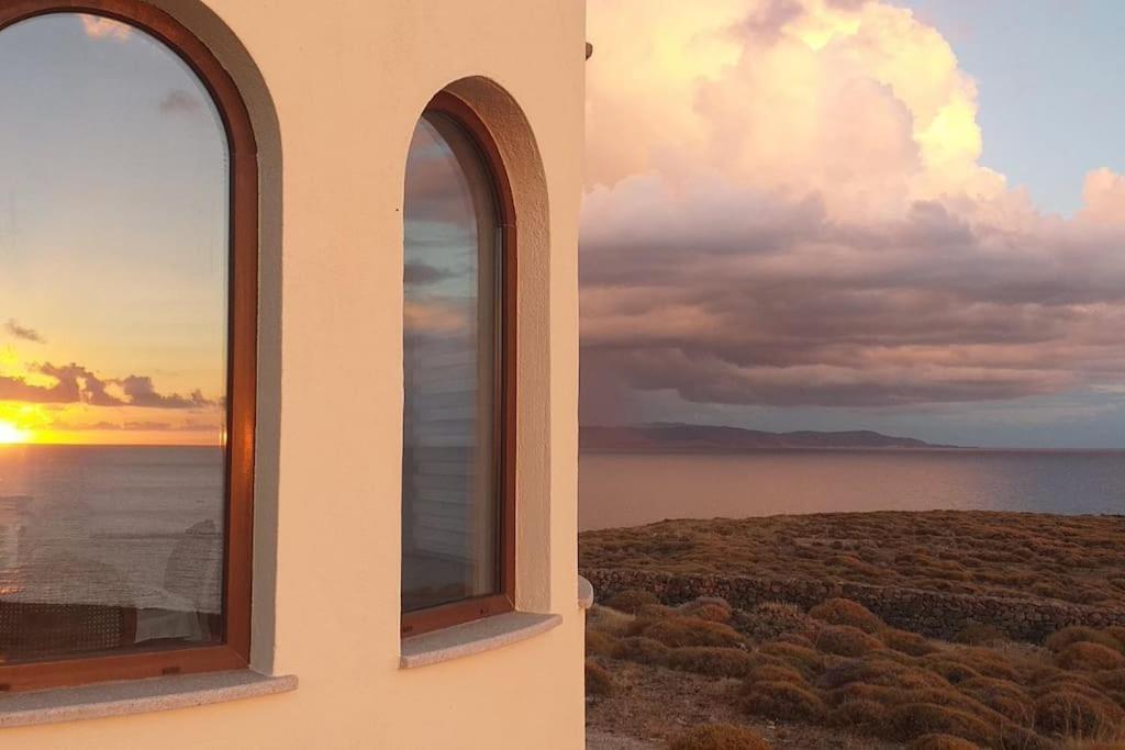 Seaview * Tavari