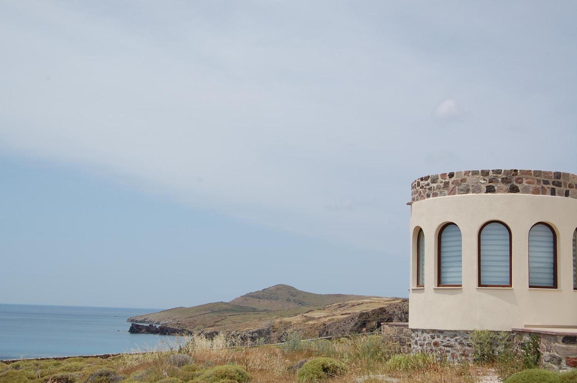 Seaview Tavari